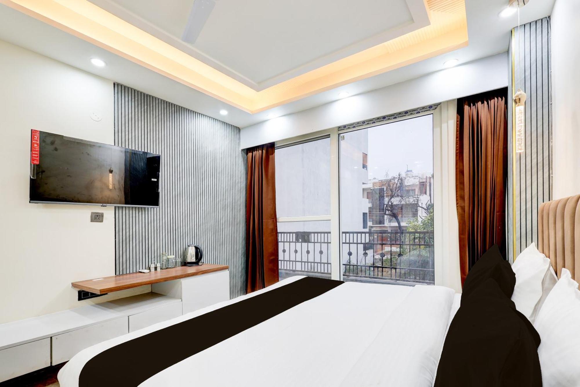 Super Hotel O Sector 43 Gurgaon Exterior foto
